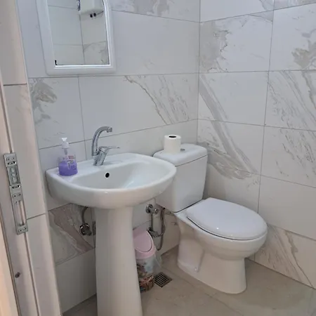 Martili Lara Quarto em Acomodações Particulares *
