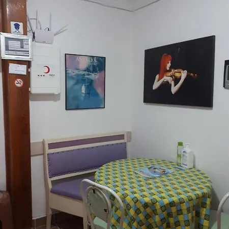 Quarto em Acomodações Particulares Martili Lara *
